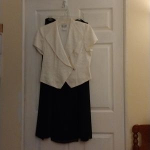 2-Piece J.R. Nites by Caliendo; Size 12.  Jacket is White, Skirt is Black.